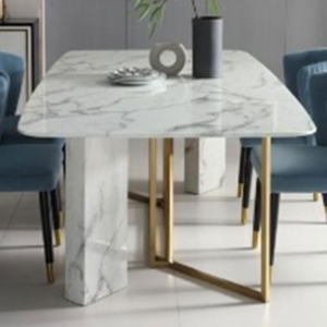 DS18# - dining table